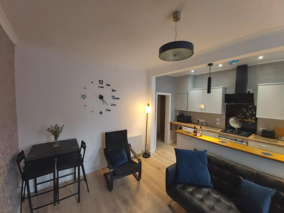 One Bedroom Flat, Very Close To Town Center. Oban Eksteriør bilde